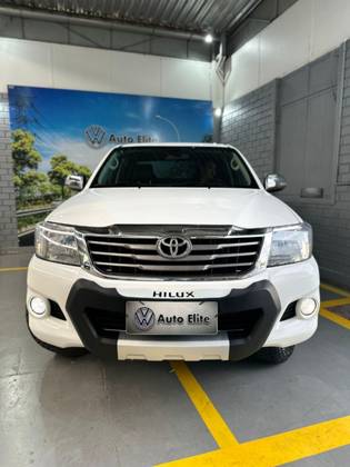 TOYOTA HILUX 2.7 SR 4X2 CD 16V FLEX 4P AUTOMÁTICO